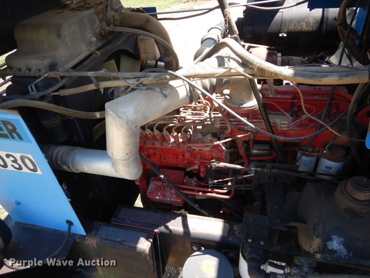 image for item IT9131 2006 Off Road Floater M6030  water wagon