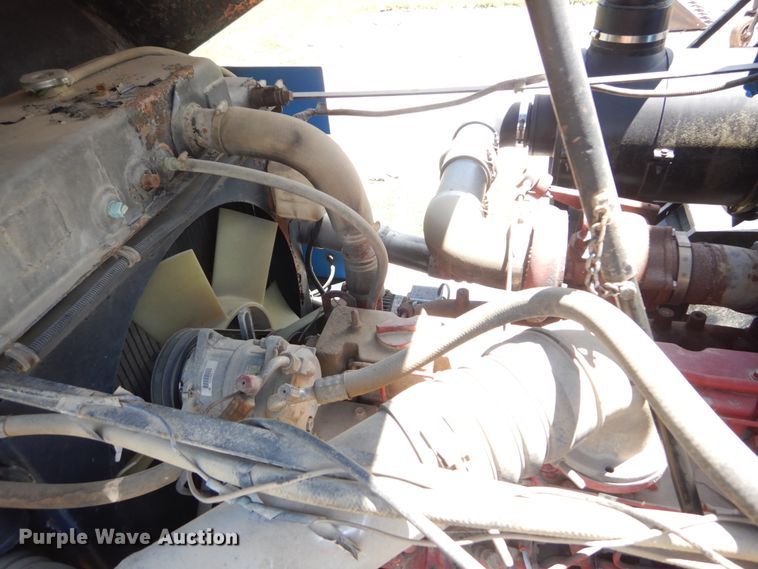 image for item IT9131 2006 Off Road Floater M6030  water wagon