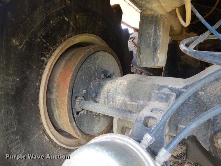 image for item IT9131 2006 Off Road Floater M6030  water wagon