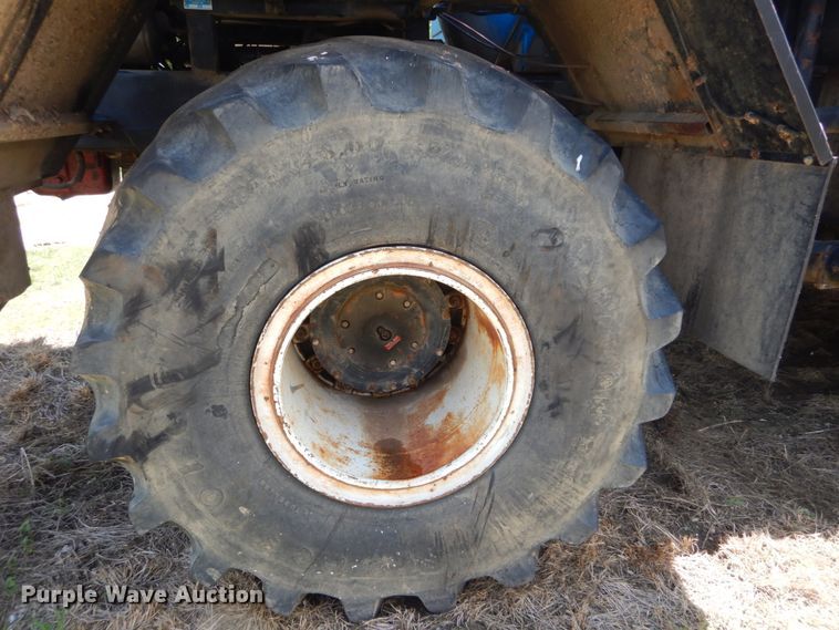 image for item IT9131 2006 Off Road Floater M6030  water wagon