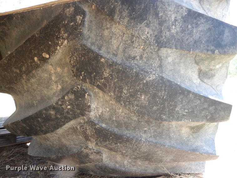 image for item IT9131 2006 Off Road Floater M6030  water wagon