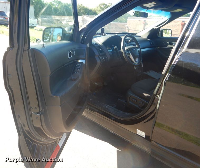 image for item IT9181 2015 Ford Explorer Police  SUV