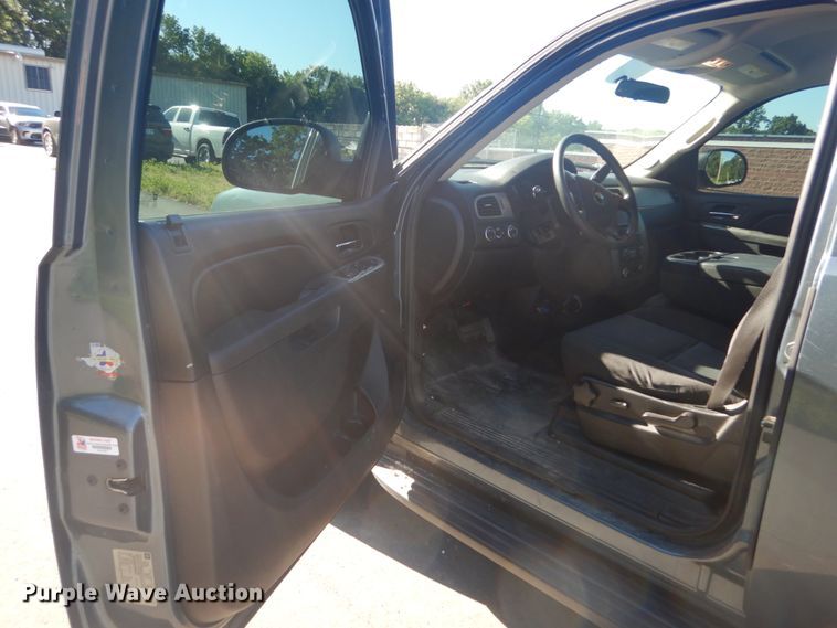 image for item IT9184 2010 Chevrolet Tahoe  SUV