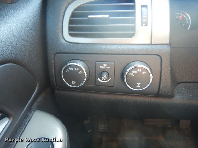 image for item IT9184 2010 Chevrolet Tahoe  SUV