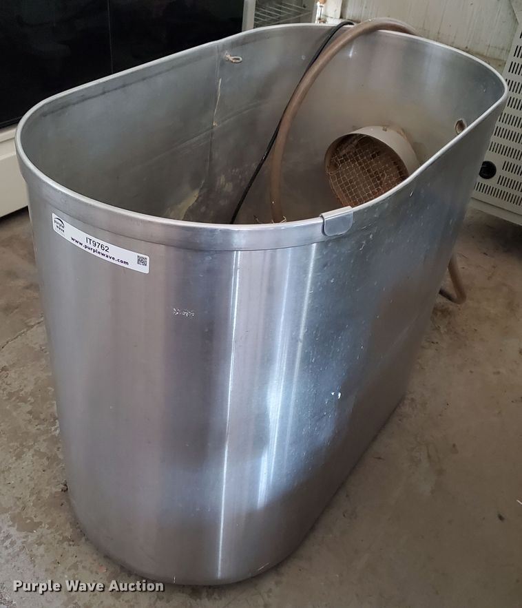 image for item IT9762 Vibra-Whirl stainless steel tub