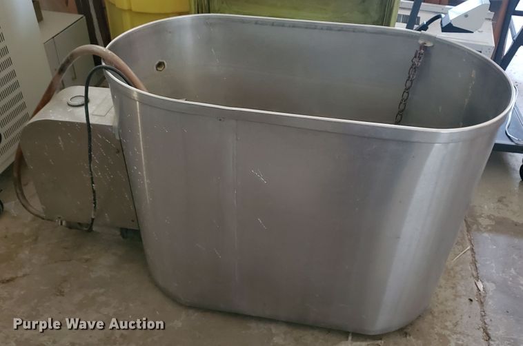 image for item IT9762 Vibra-Whirl stainless steel tub
