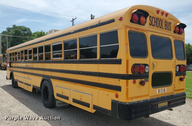image for item IT9766 2001 Blue Bird TC2000  school bus