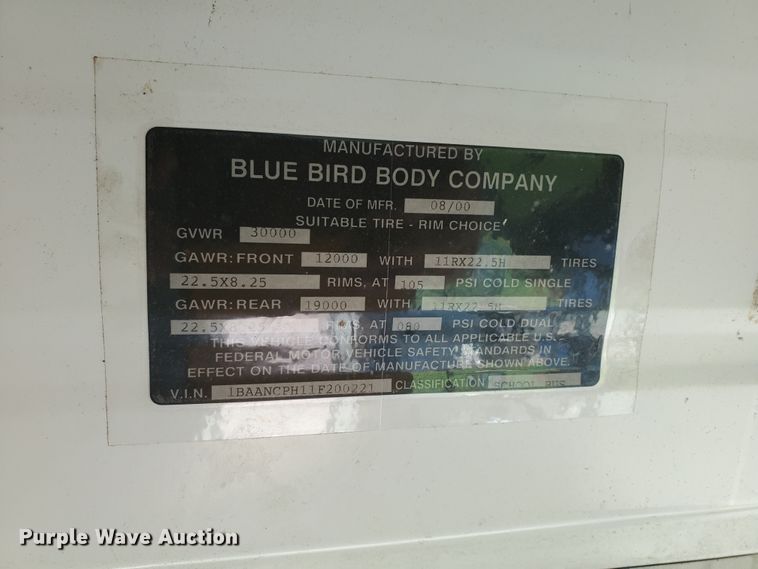 image for item IT9766 2001 Blue Bird TC2000  school bus