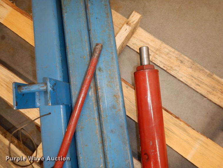 Blue Bird Kaydee KD1500 engine hoist in Manhattan, KS Item IW9774