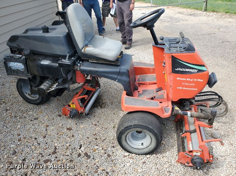 image for item IX9909 Jacobsen Greens King IV  reel mower