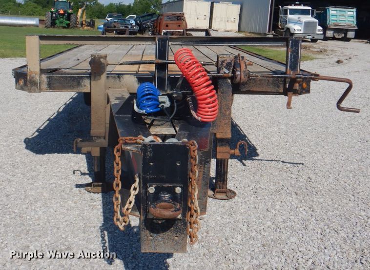 image for item JY9913 1999 Kodiak  equipment trailer