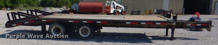 image for item JY9913 1999 Kodiak  equipment trailer