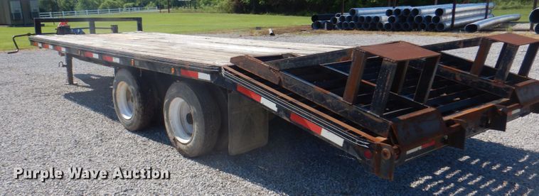 image for item JY9913 1999 Kodiak  equipment trailer