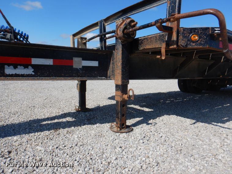 image for item JY9913 1999 Kodiak  equipment trailer