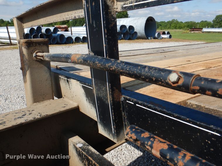 image for item JY9913 1999 Kodiak  equipment trailer