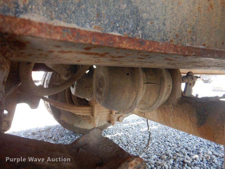 image for item JY9913 1999 Kodiak  equipment trailer