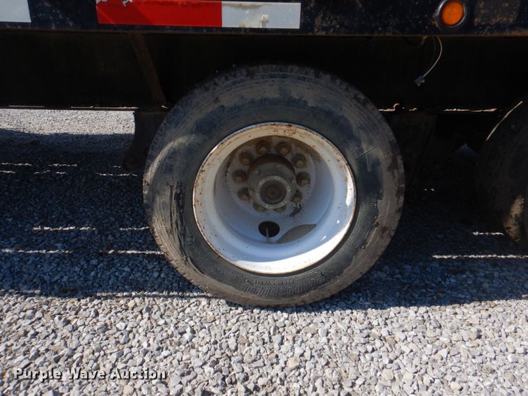 image for item JY9913 1999 Kodiak  equipment trailer