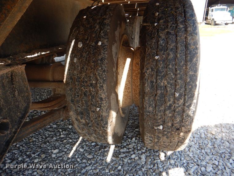 image for item JY9913 1999 Kodiak  equipment trailer