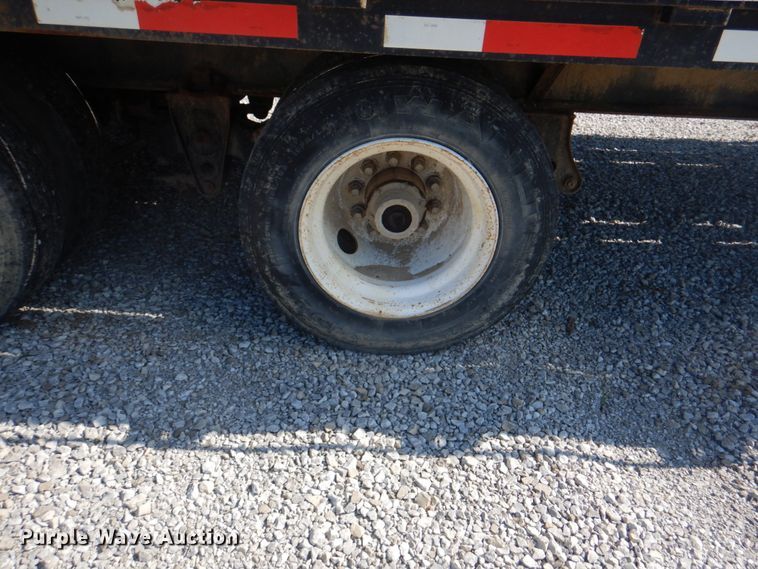 image for item JY9913 1999 Kodiak  equipment trailer