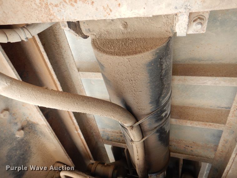 image for item JY9914 2005 International 4400  dump truck