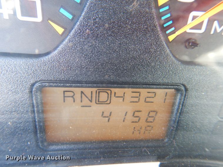 image for item JY9914 2005 International 4400  dump truck