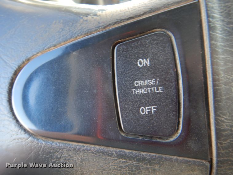 image for item JY9914 2005 International 4400  dump truck