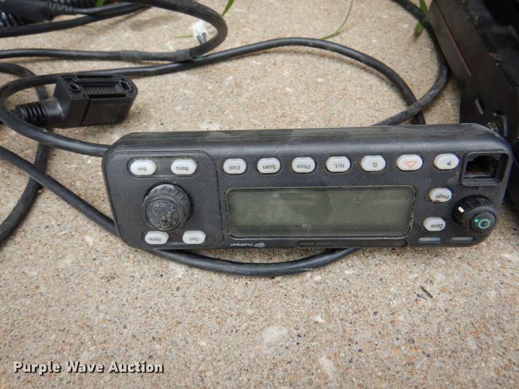 image for item JY9926 (3) Motorola CB radios