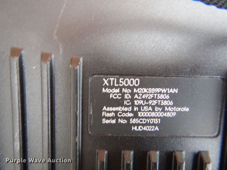 image for item JY9927 (5) Motorola CB radios