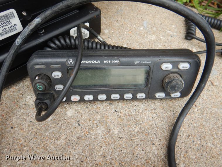 image for item JY9927 (5) Motorola CB radios