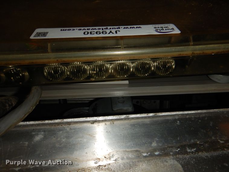 image for item JY9930 Code3 LED-X  light bar