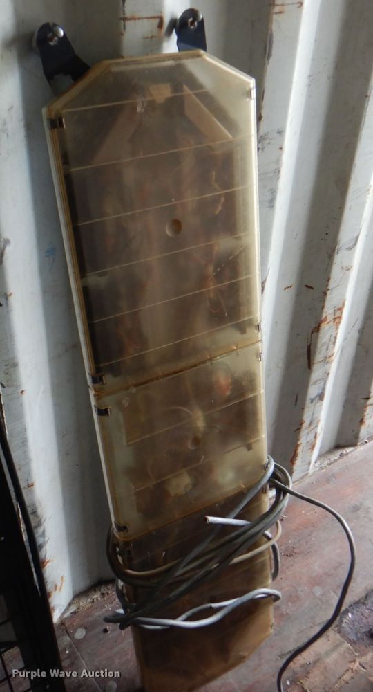 image for item JY9931 Code3 LED-X  light bar