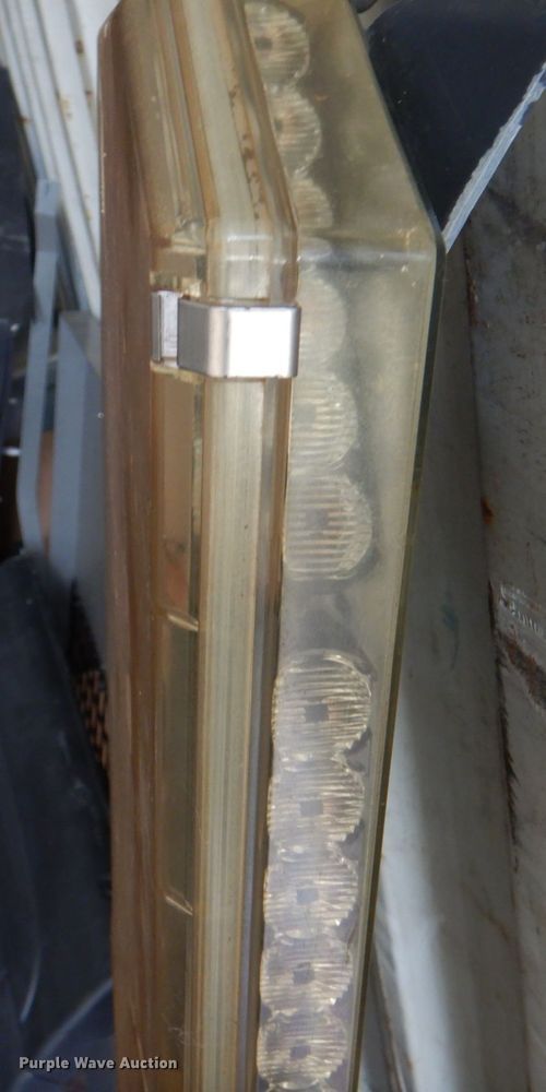 image for item JY9931 Code3 LED-X  light bar