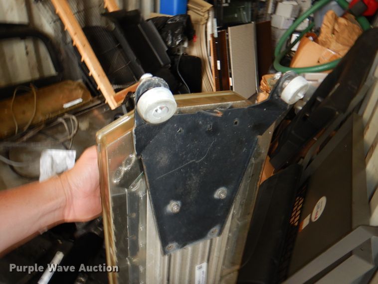 image for item JY9931 Code3 LED-X  light bar