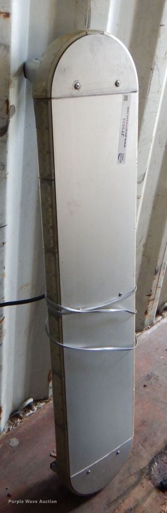 image for item JY9933 Pinnacle light bar