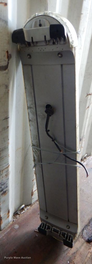 image for item JY9933 Pinnacle light bar