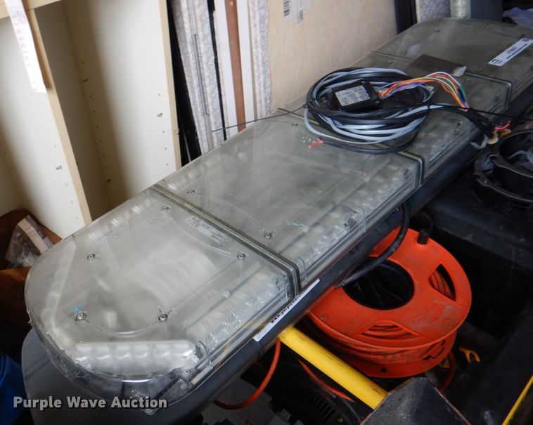 image for item JY9937 Sound Off Signal EMG2000 light bar