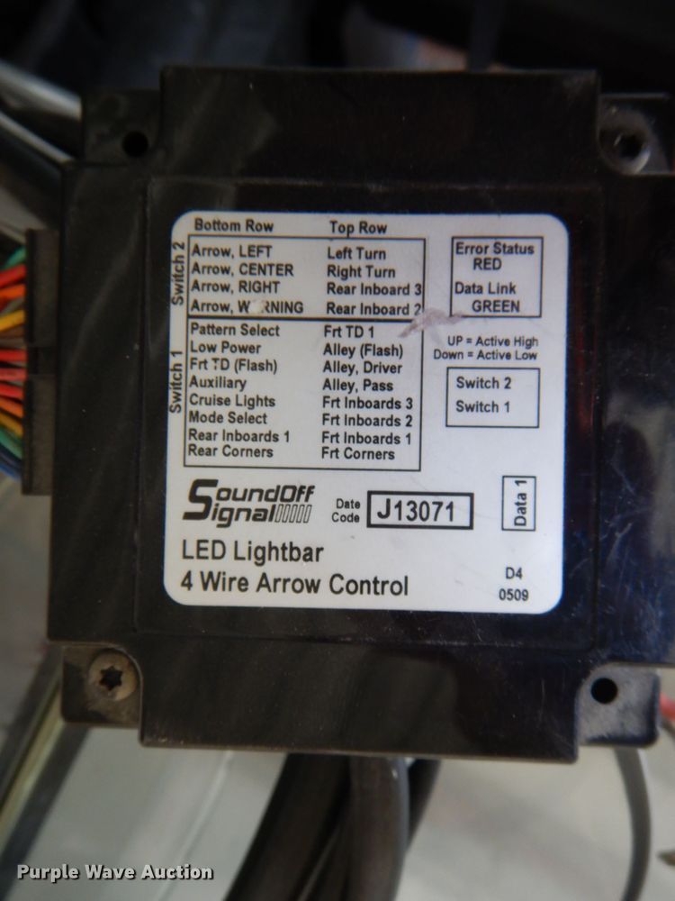 image for item JY9937 Sound Off Signal EMG2000 light bar