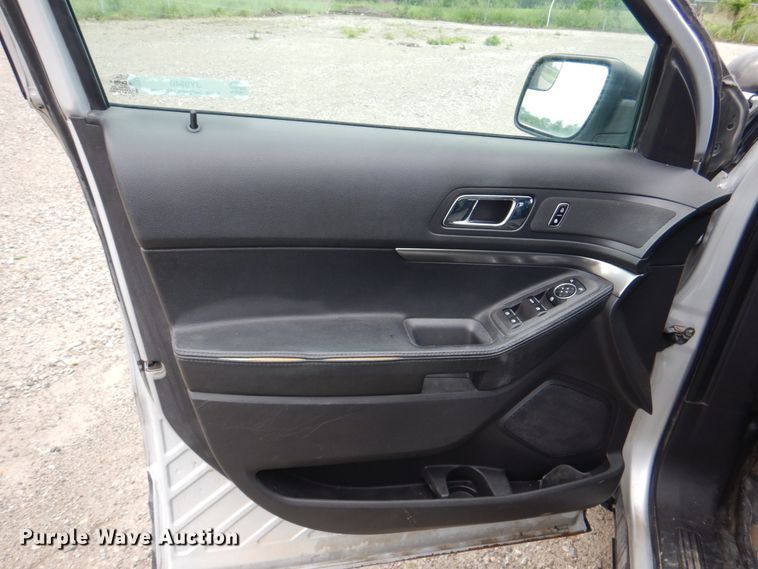 image for item JY9940 2013 Ford Explorer Police Interceptor  SUV