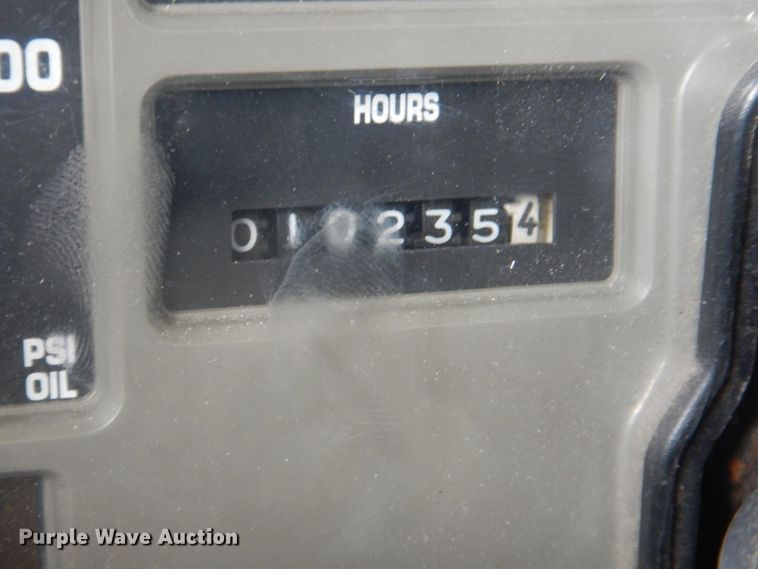 image for item JY9953 2003 International 3800  school bus