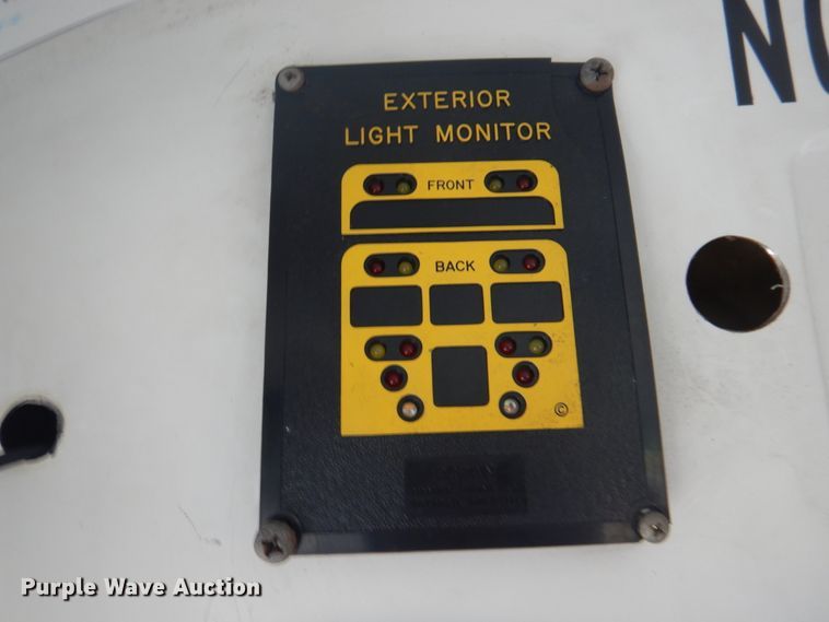 image for item JY9953 2003 International 3800  school bus