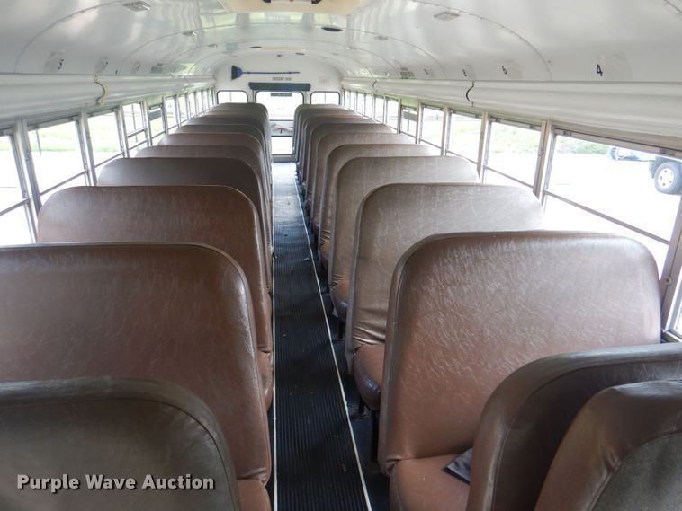 image for item JY9953 2003 International 3800  school bus