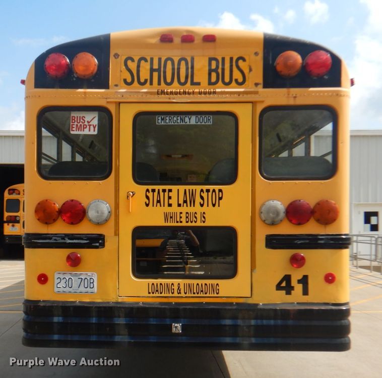 image for item JY9954 2004 IC IC3S530  school bus