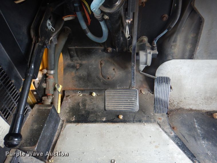 image for item JY9954 2004 IC IC3S530  school bus