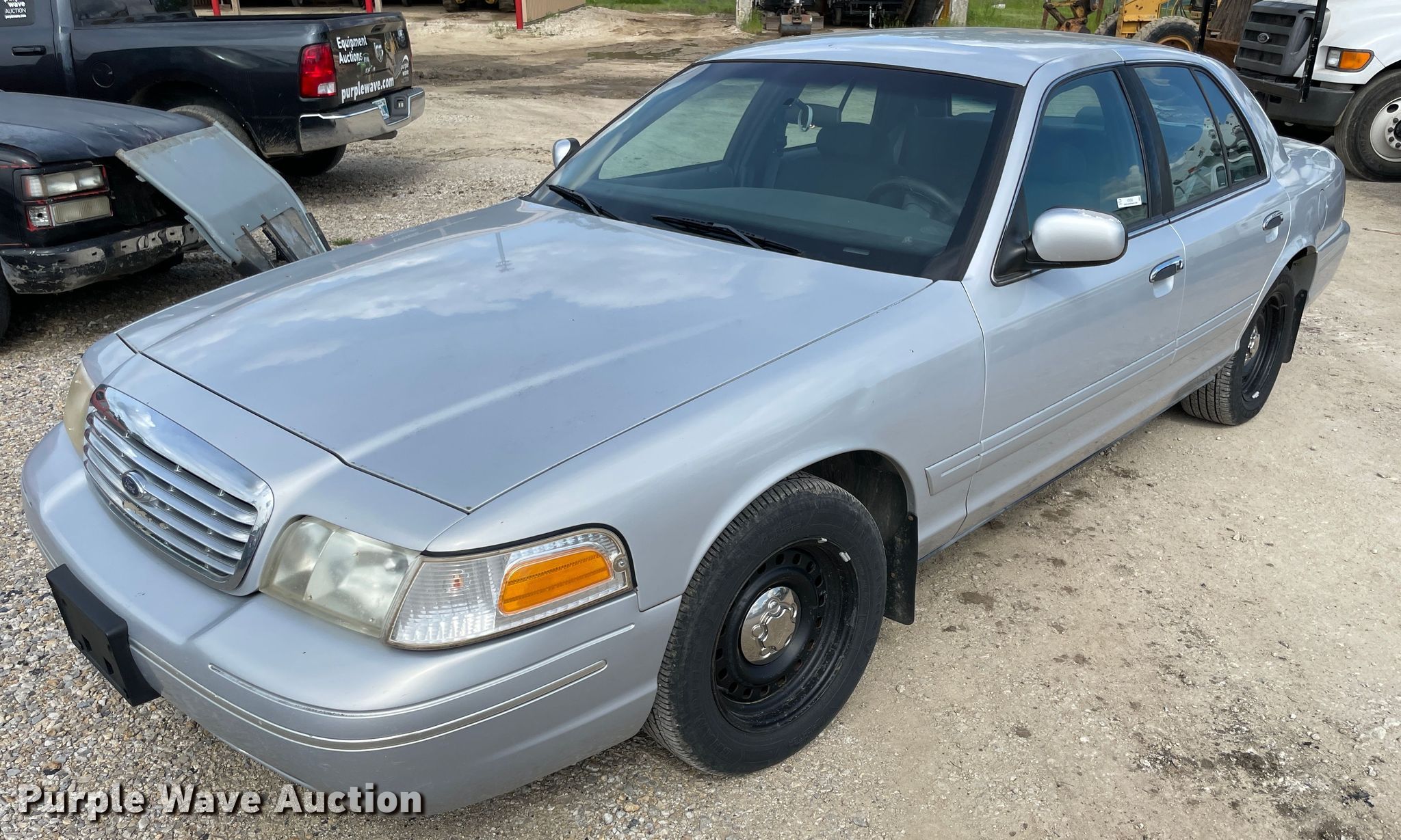 2000 Ford Crown Victoria Police Interceptor in Chanute, KS Item