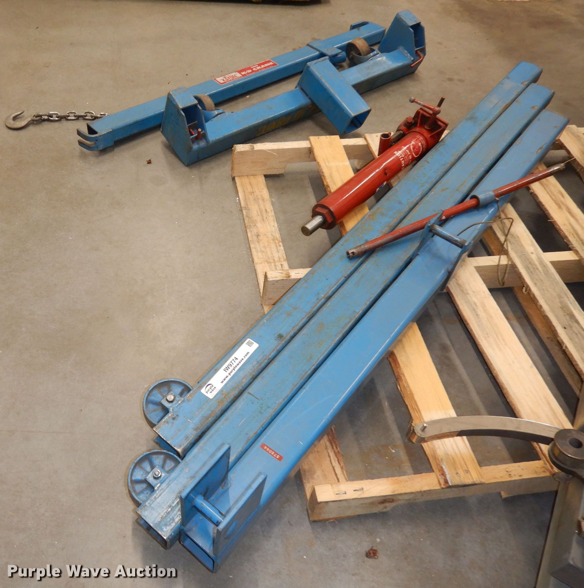 Blue Bird Kaydee KD1500 engine hoist in Manhattan, KS Item IW9774