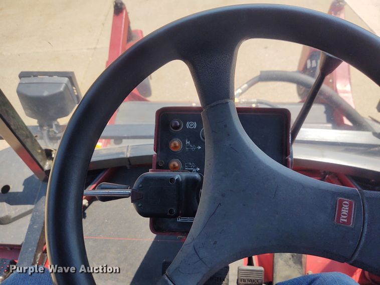 image for item BY9348 Toro Groundsmaster 580D  lawn mower