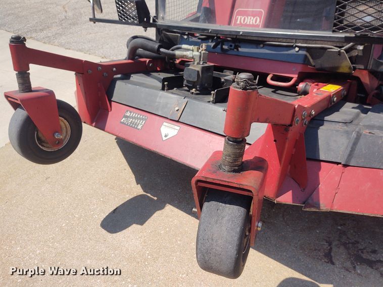 image for item BY9348 Toro Groundsmaster 580D  lawn mower
