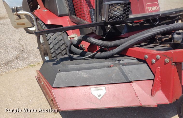 image for item BY9348 Toro Groundsmaster 580D  lawn mower