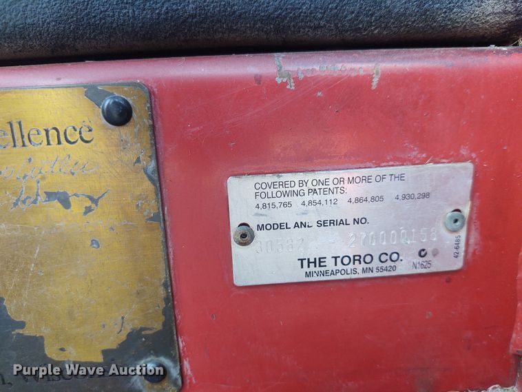 image for item BY9348 Toro Groundsmaster 580D  lawn mower