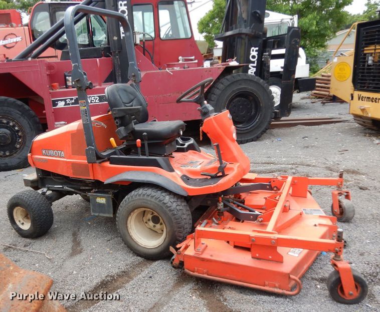 image for item DC2062 Kubota F3680  lawn mower